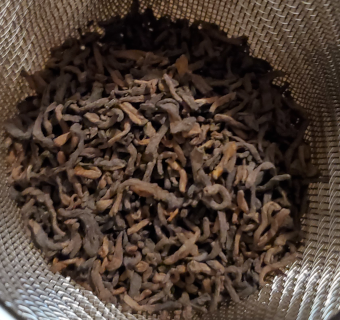 aged tea leaves